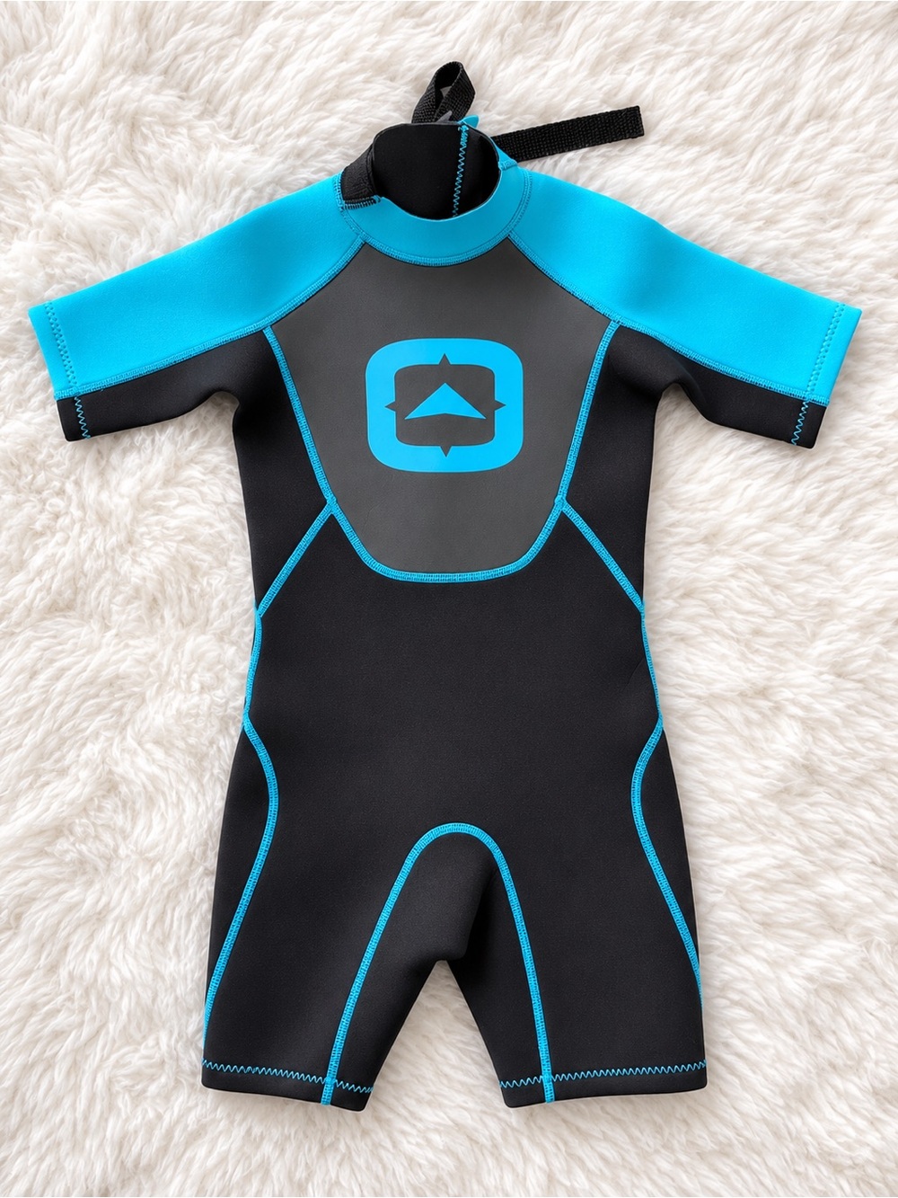 Outbound Kids Size 4 Shorty Wetsuit Black & Blue